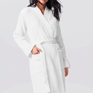 COYUCHI Waffle Robe - White small/medium organic cotton